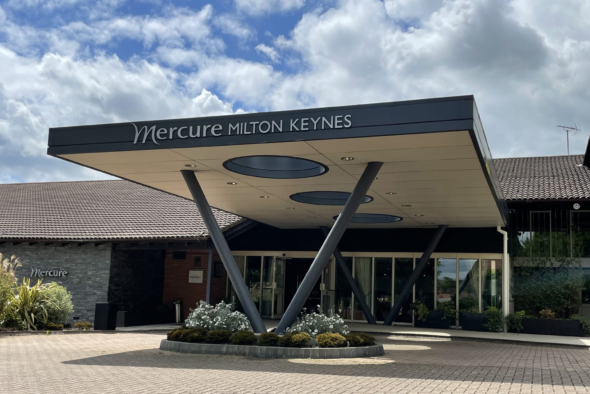 Mercure MK Hotel Entrance